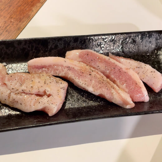 牛三郎　豚トロ